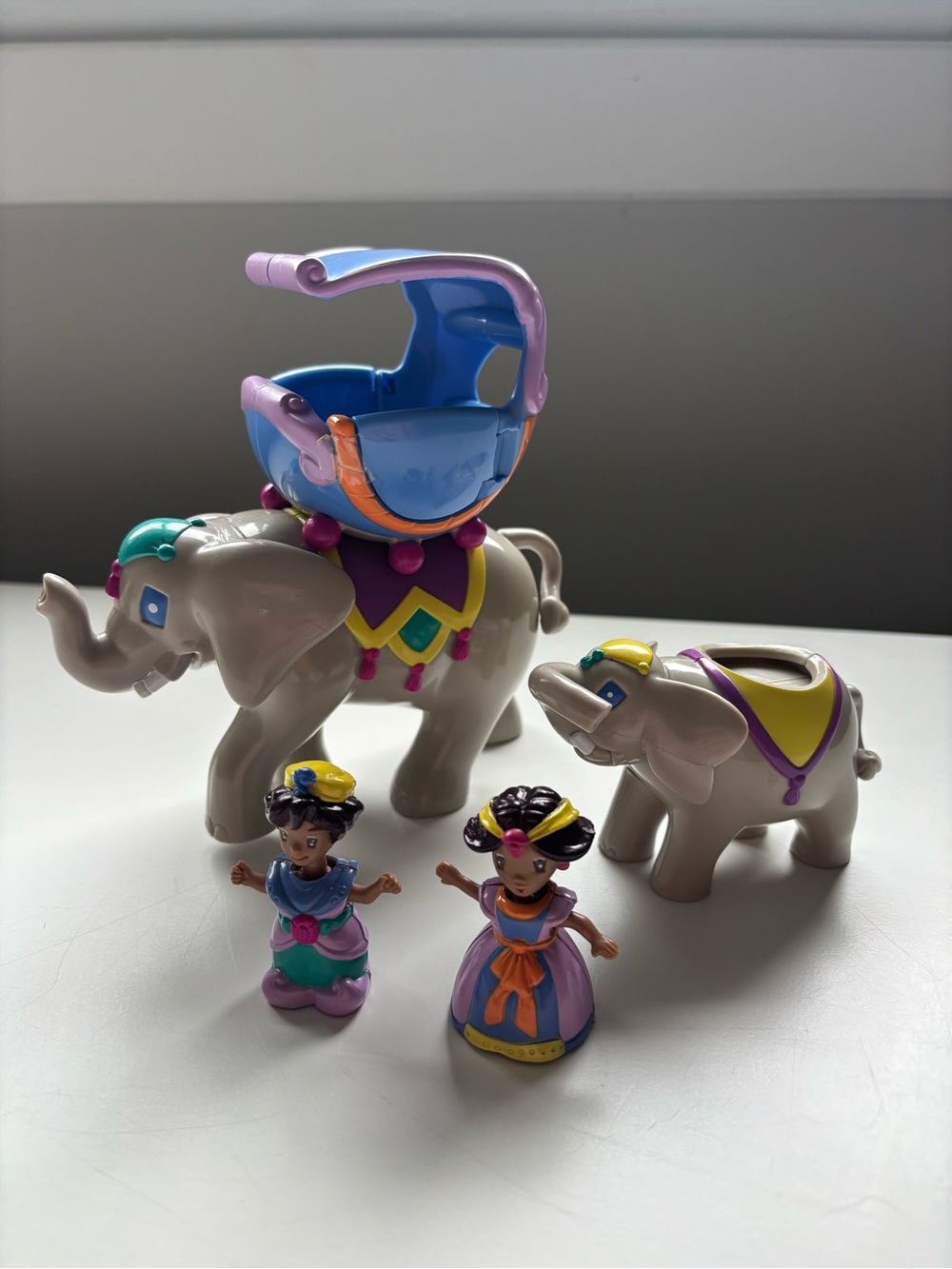 Vintage little tikes Aladdin and the princess playset with elephants